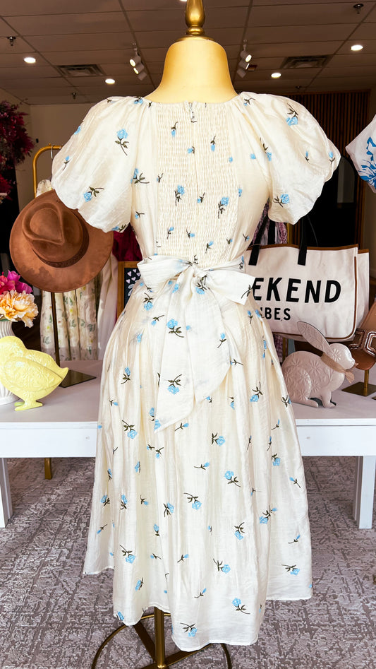 Evelyn’s Blue Floral Dress